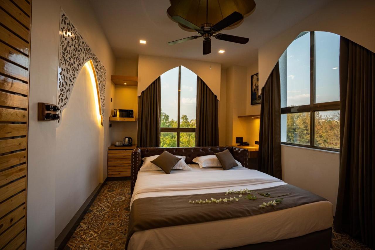 פונה Ra Residence - Agarwal Group Of Hotels מראה חיצוני תמונה